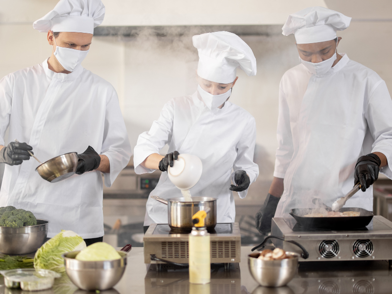 Manipulación de alimentos sin riesgos: Consejos esenciales para una cocina saludable 